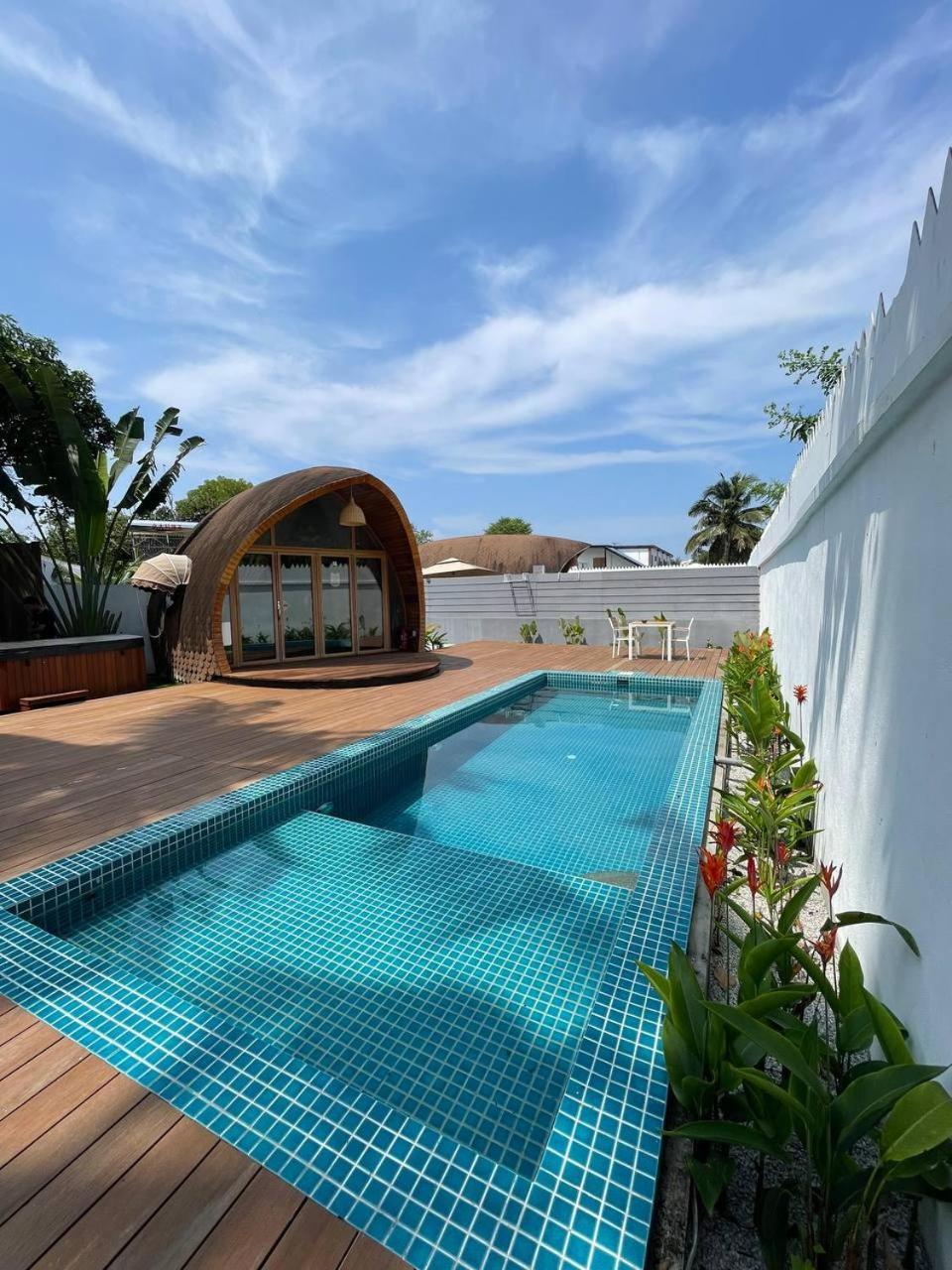 Hotel Found Mansion Pantai Cenang  Exterior foto