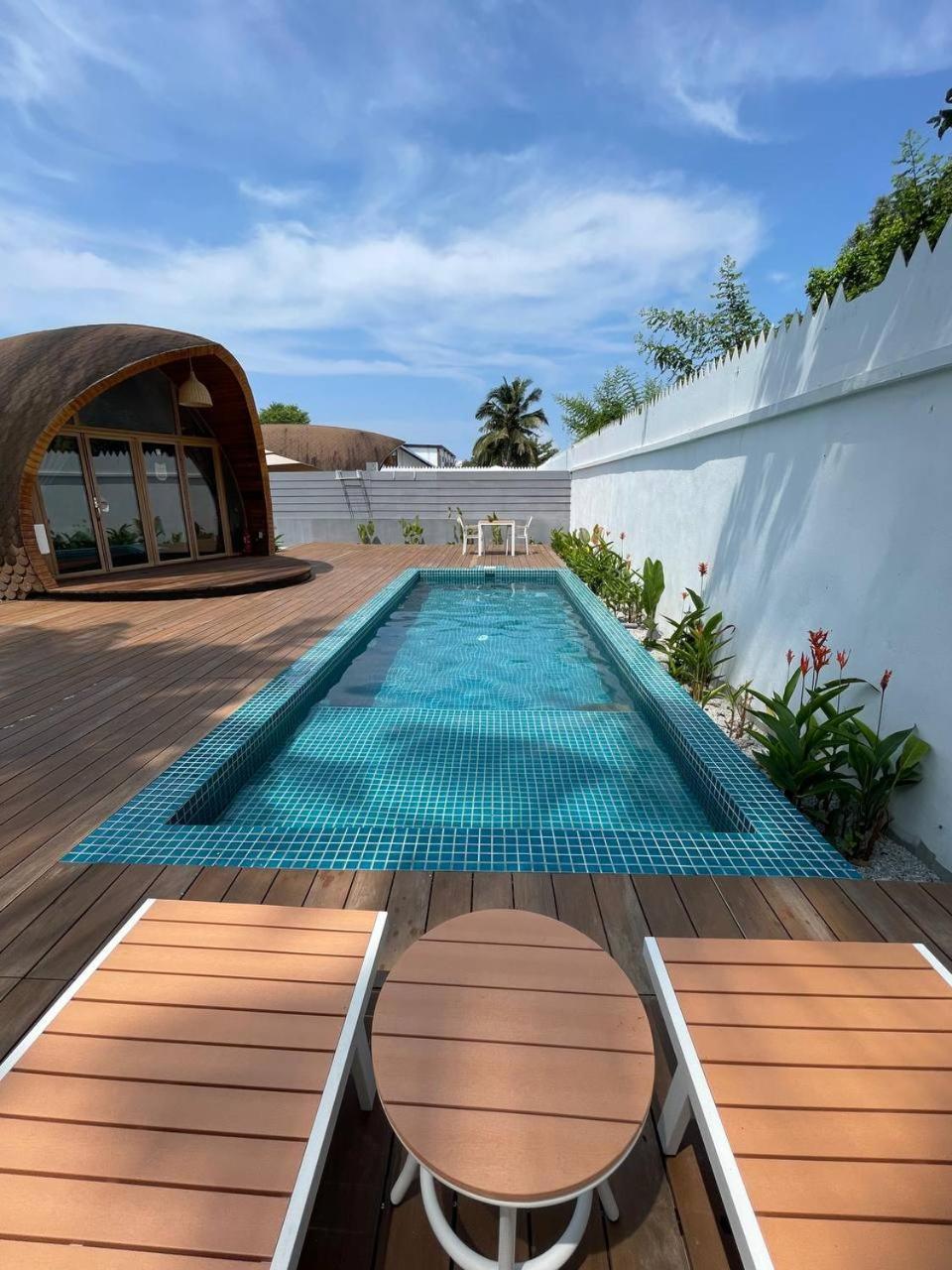 Hotel Found Mansion Pantai Cenang  Exterior foto