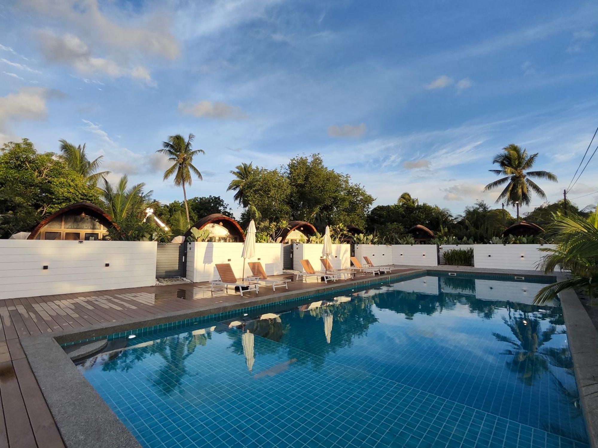 Hotel Found Mansion Pantai Cenang  Exterior foto