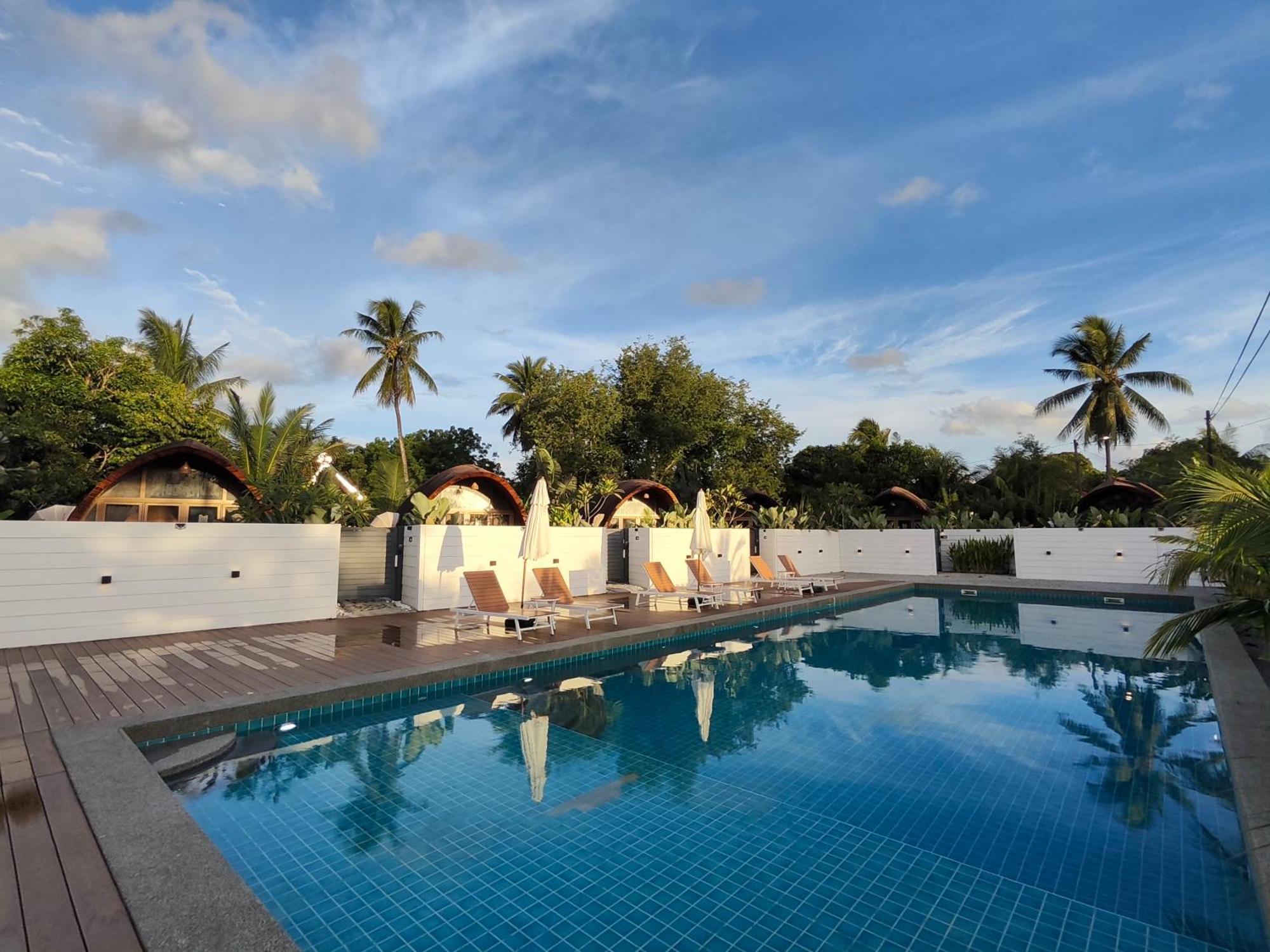 Hotel Found Mansion Pantai Cenang  Exterior foto