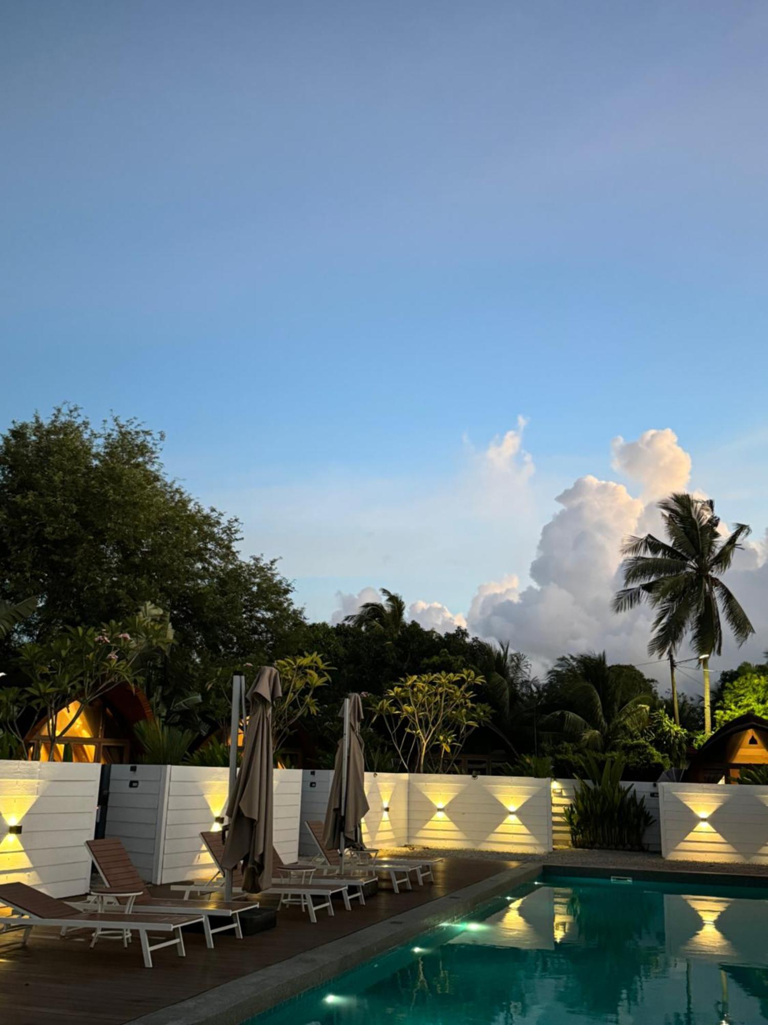 Hotel Found Mansion Pantai Cenang  Exterior foto